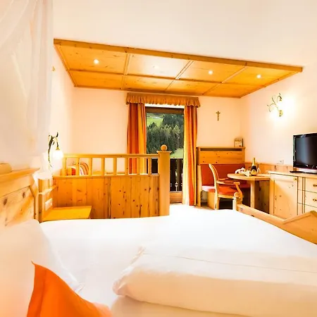Berghotel Hotel 4*